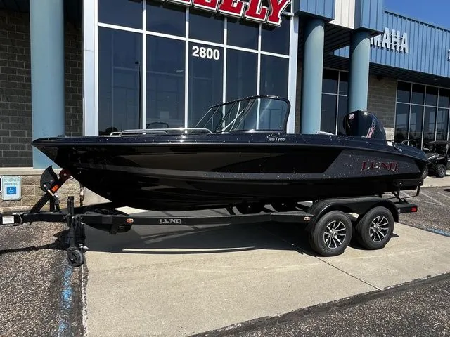 Slide: The Image of Lund 189 Tyee GL Sport 2026 - 4