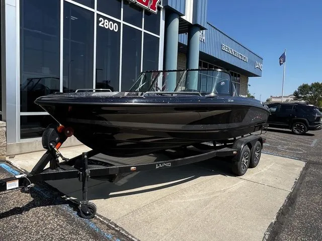 Slide: The Image of Lund 189 Tyee GL Sport 2026 - 6