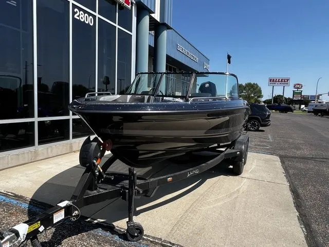 Slide: The Image of Lund 189 Tyee GL Sport 2026 - 7