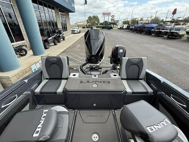 Slide: The Image of Lund 202 PRO-V GL Sport 2026 - 13