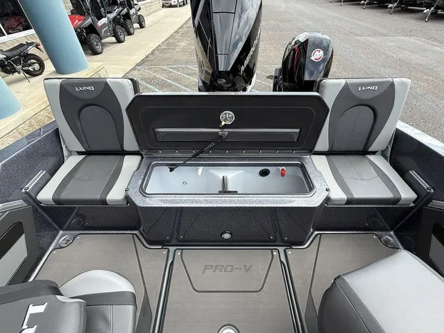 Slide: The Image of Lund 202 PRO-V GL Sport 2026 - 14