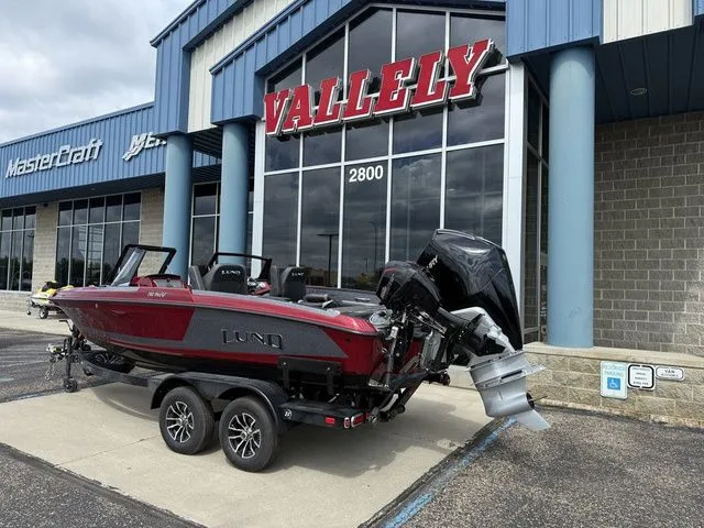 Slide: The Image of Lund 202 PRO-V GL Sport 2026 - 3