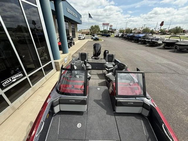 Slide: The Image of Lund 202 PRO-V GL Sport 2026 - 42