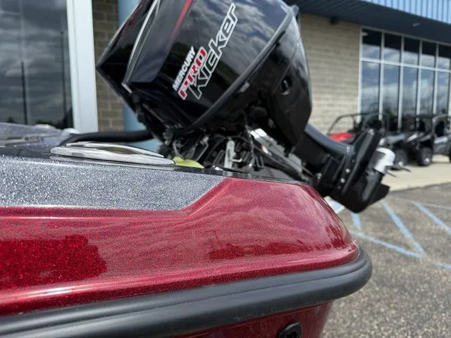 Slide: The Image of Lund 202 PRO-V GL Sport 2026 - 5