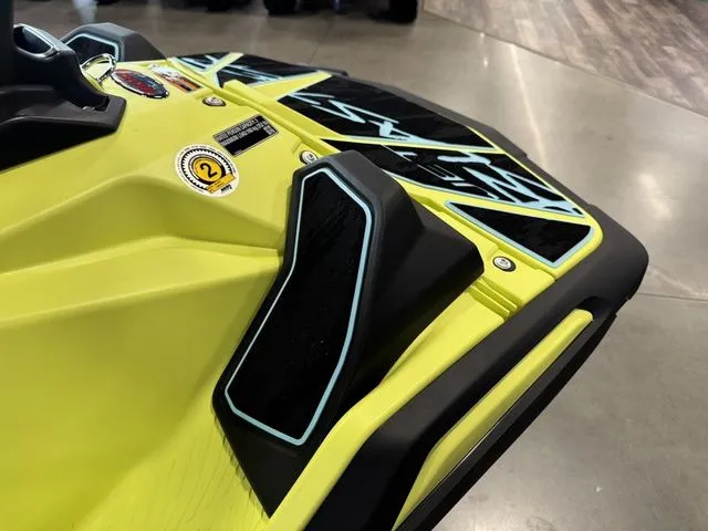 Slide: The Image of Yamaha JetBlaster PRO 2-Up 2025 - 7