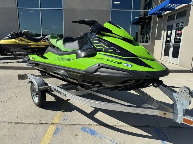 Slide: The Image of Yamaha VX Cruiser HO 2021 - 3