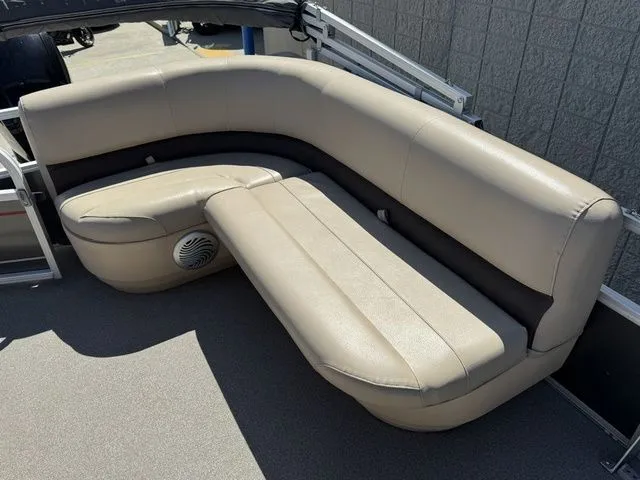 Slide: The Image of Sun Tracker Party Barge 18 DLX 2019 - 18