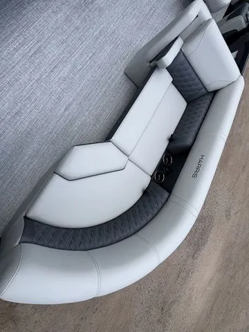 Slide: The Image of Harris Cruiser 230 CWDH 2026 - 9