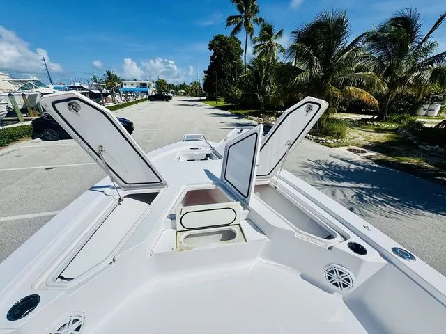 Slide: The Image of Sportsman Tournament 214 Bay Boat 2022 - 11