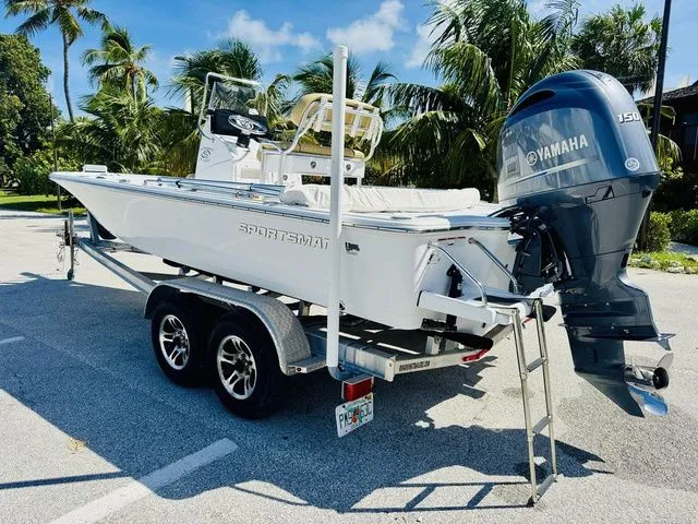 Slide: The Image of Sportsman Tournament 214 Bay Boat 2022 - 3