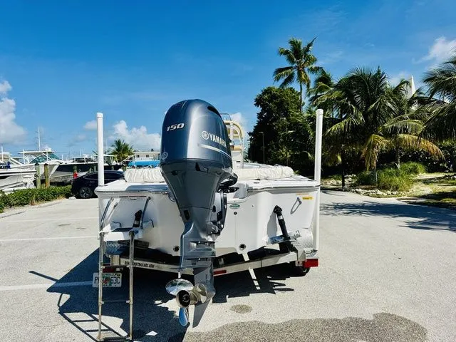 Slide: The Image of Sportsman Tournament 214 Bay Boat 2022 - 4