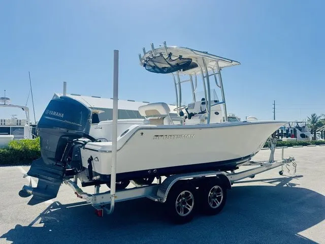 Slide: The Image of Sportsman Heritage 211 Center Console 2013 - 15