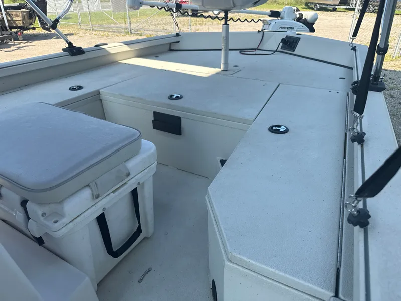 Slide: The Image of Ranger RB190 2023 - 13