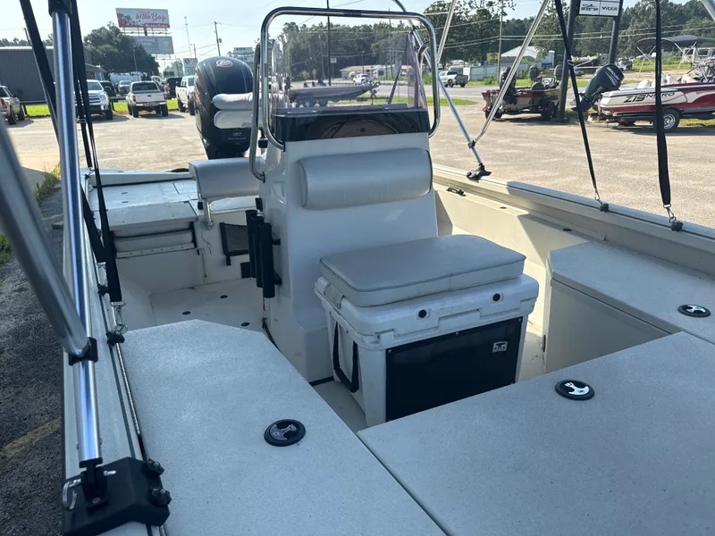 Slide: The Image of Ranger RB190 2023 - 16