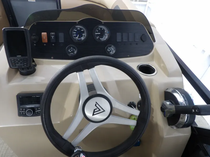 Slide: The Image of Viaggio Lago 20U 2022 - 14