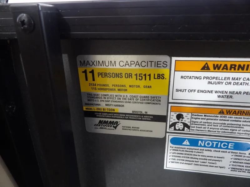 Slide: The Image of Viaggio Lago 20U 2022 - 15