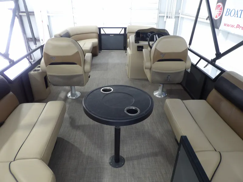 Slide: The Image of Viaggio Lago 20U 2022 - 20