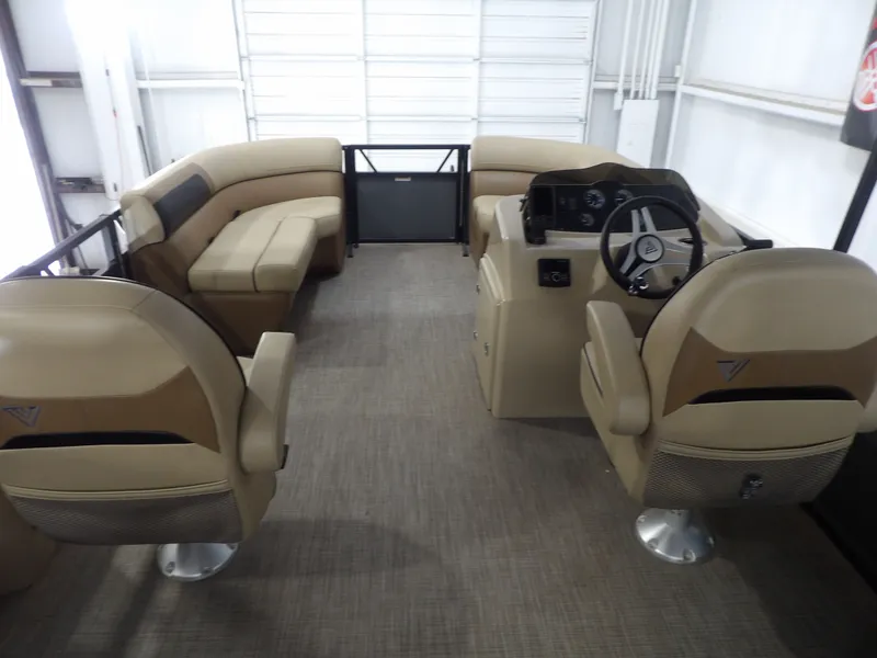 Slide: The Image of Viaggio Lago 20U 2022 - 21