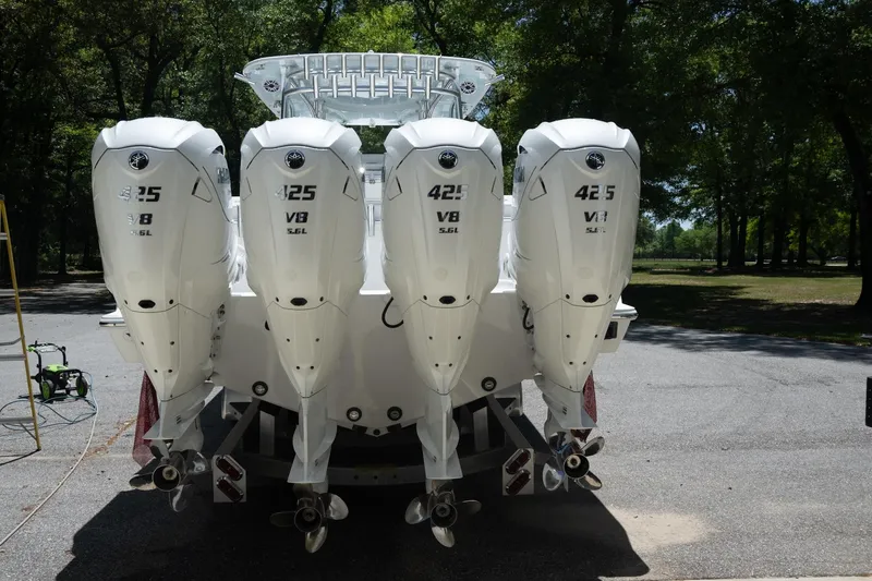 Slide: The Image of 2023 Contender 44 ST boat with four powerful Yamaha 425 V8 engines. - 5