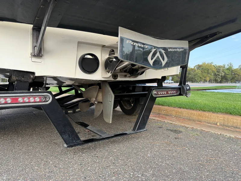 Slide: The Image of Malibu Wakesetter 20 VTX 2008 - 10