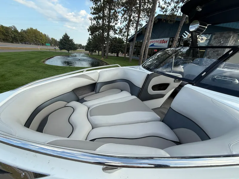 Slide: The Image of Malibu Wakesetter 20 VTX 2008 - 2