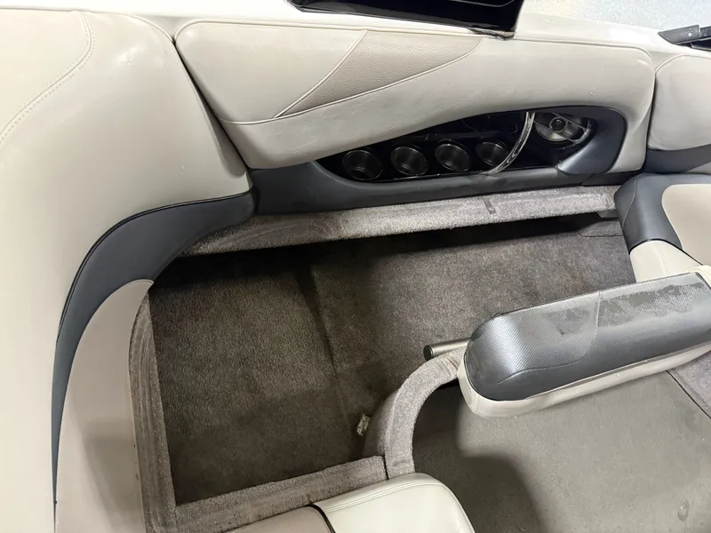 Slide: The Image of Malibu Wakesetter 20 VTX 2008 - 38