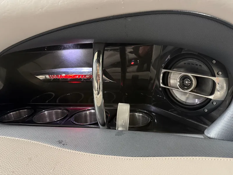 Slide: The Image of Malibu Wakesetter 20 VTX 2008 - 39