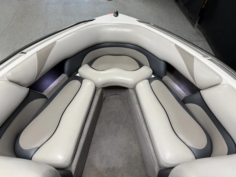 Slide: The Image of Malibu Wakesetter 20 VTX 2008 - 64