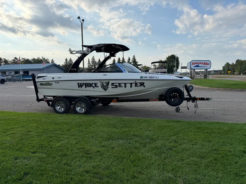 Slide: The Image of Malibu Wakesetter 20 VTX 2008 - 7