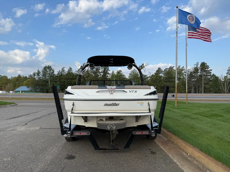 Slide: The Image of Malibu Wakesetter 20 VTX 2008 - 9