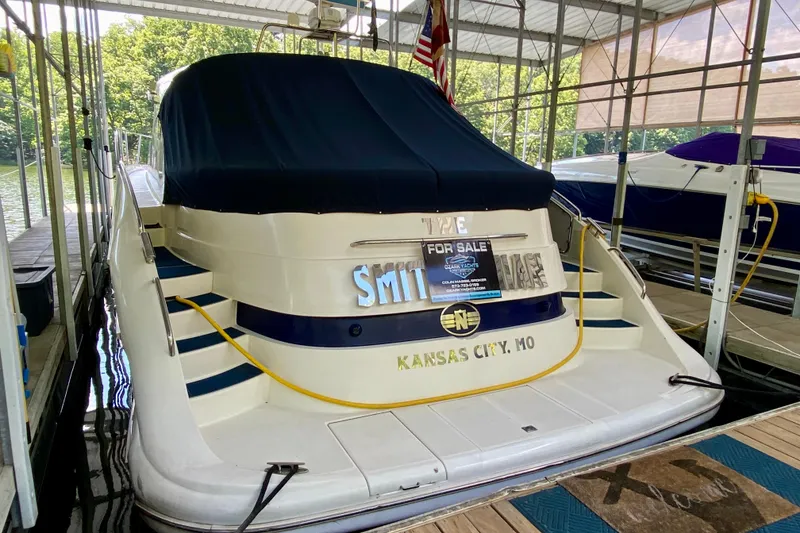 Slide: The Image of 1999 Neptunus 54 Hardtop Express yacht docked, covered, and for sale in Kansas City, MO. - 10