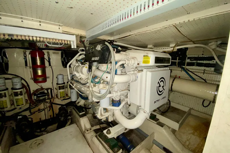 Slide: The Image of Engine room of 1999 Neptunus 54 Hardtop Express with Detroit Diesel engine. - 67