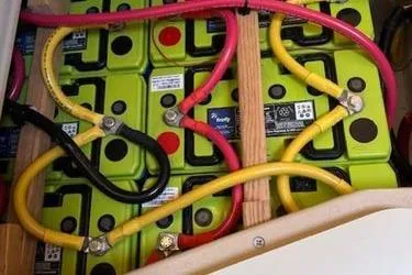 Slide: The Image of Battery setup, simple and safe (no bird's nests) - 31