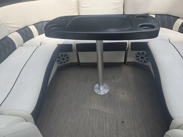 Slide: The Image of Bennington 25QXSBWA 2018 - 13