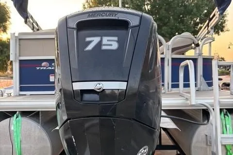 Slide: The Image of 2018 Sun Tracker Party Barge 18 DLX with Mercury 75 outboard motor. - 4