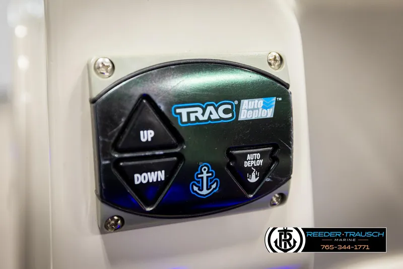 Slide: The Image of Control panel for TRAC Auto Deploy system on 2023 SunChaser 23 Eclipse SSB boat. - 34