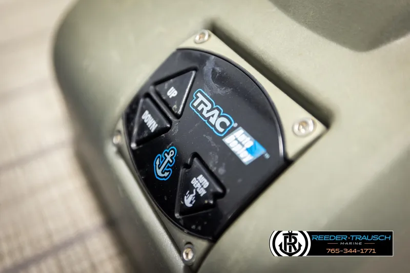 Slide: The Image of Control panel on 2023 SunChaser 23 Eclipse SSB boat, featuring TRAC anchor system. - 57