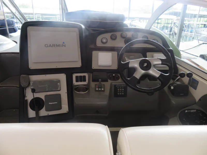 Slide: The Image of Cruisers 42 Express 2007 - 14