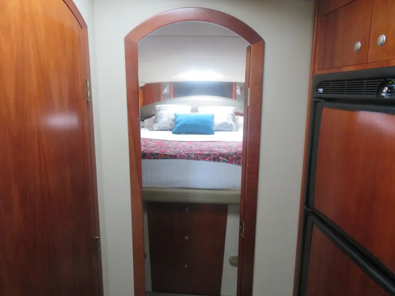 Slide: The Image of Cruisers Yachts 42 Express 2007 - 4