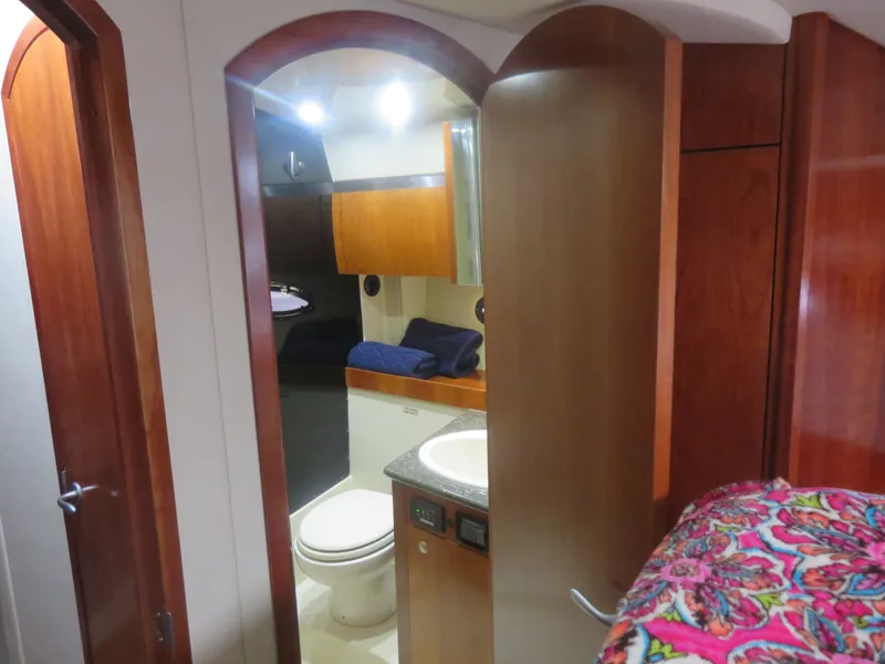 Slide: The Image of Cruisers Yachts 42 Express 2007 - 5