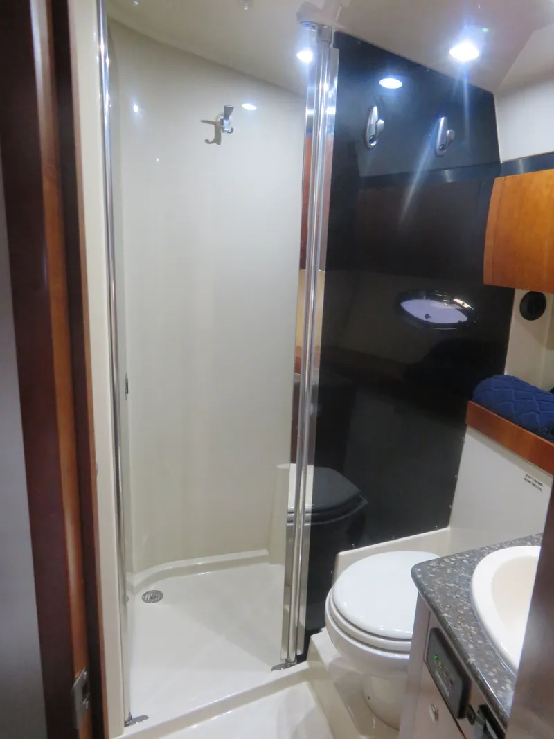 Slide: The Image of Cruisers Yachts 42 Express 2007 - 6