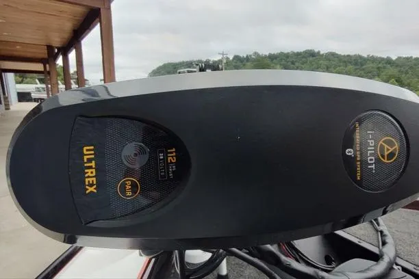 Slide: The Image of Trolling motor on 2016 Bullet 21XRD boat, featuring Ultrex i-Pilot technology. - 4