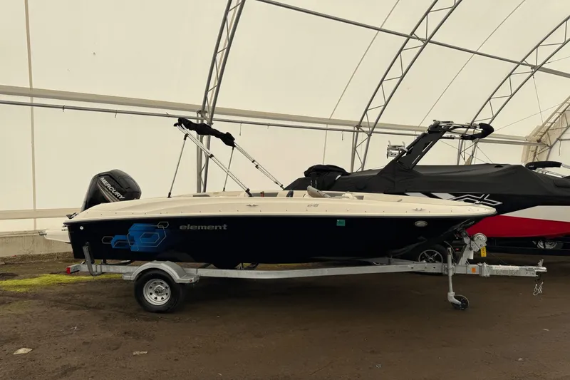 The Image of Bayliner 180 EL 2019 - 0