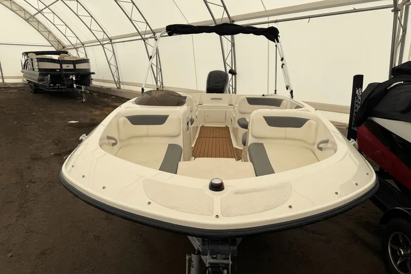 Slide: The Image of Bayliner 180 EL 2019 - 3