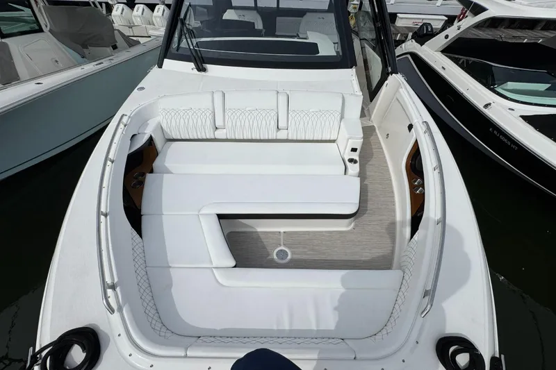 Slide: The Image of Sea Ray Sundancer 370 Outboard 2026 - 64