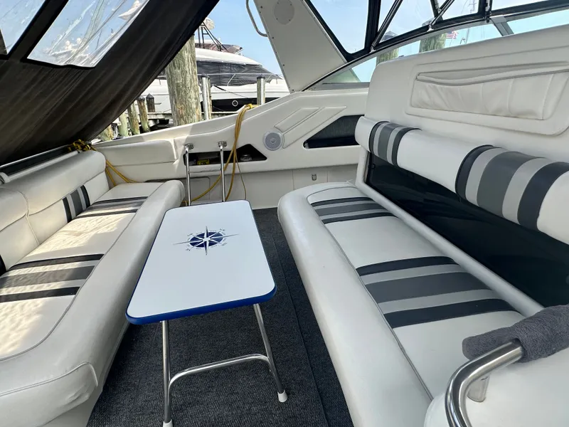 Slide: The Image of Sea Ray 350 Sundancer 1991 - 12