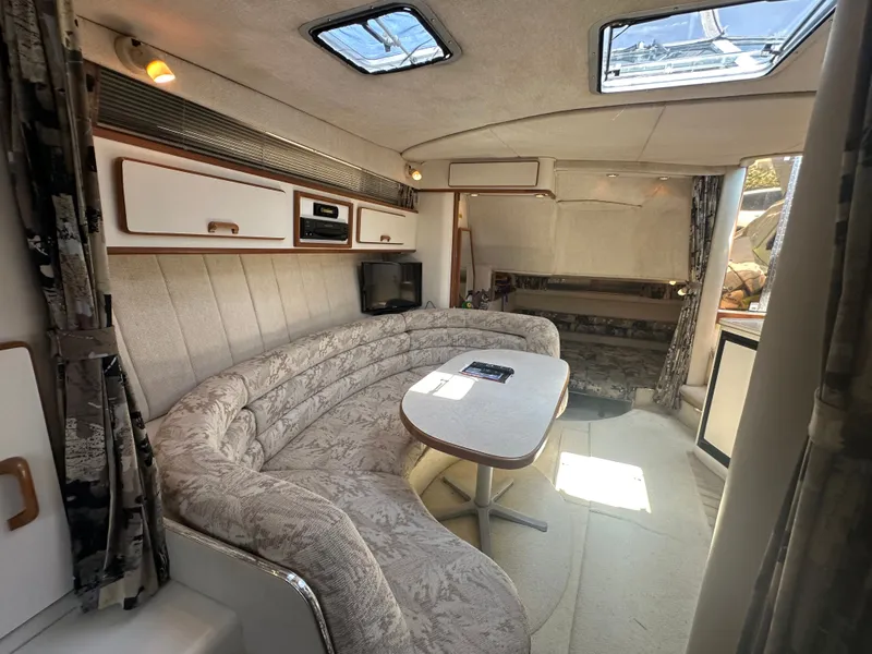 Slide: The Image of Sea Ray 350 Sundancer 1991 - 21