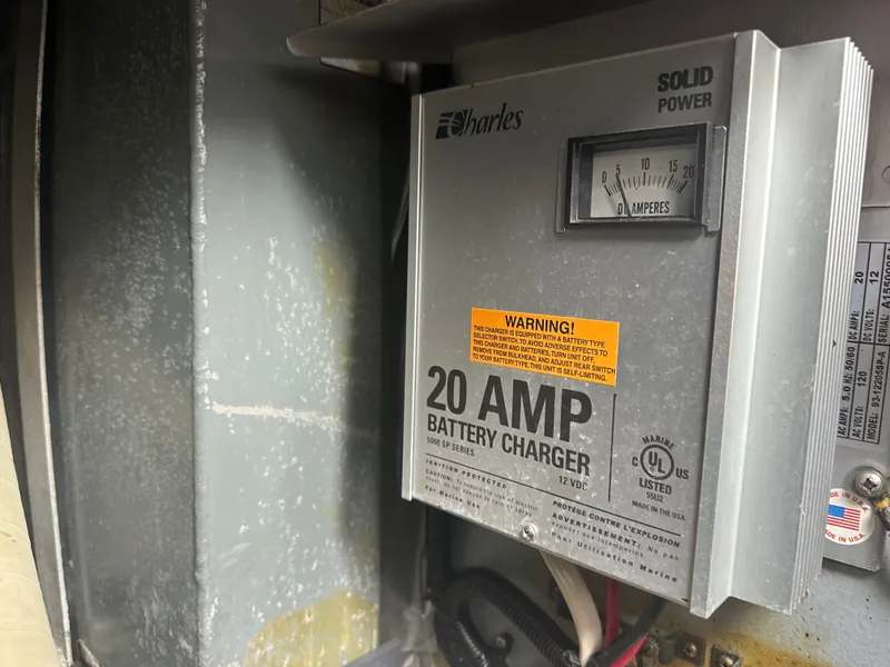 Slide: The Image of Sea Ray 350 Sundancer 1991 - 41