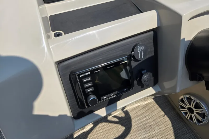 Slide: The Image of Dashboard of 2019 Bennington SX 22 Premium Cruise with Kicker media center. - 21