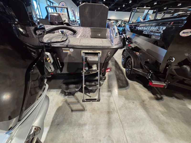 Slide: The Image of Vexus DVX22s 2026 - 36